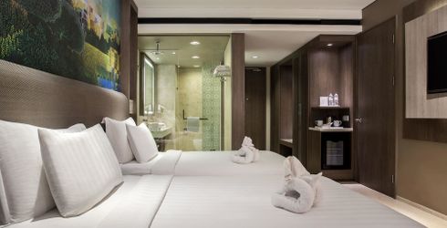 hotel room image