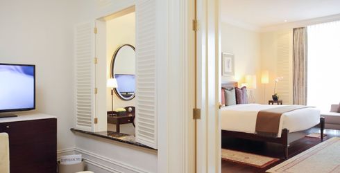 hotel room image