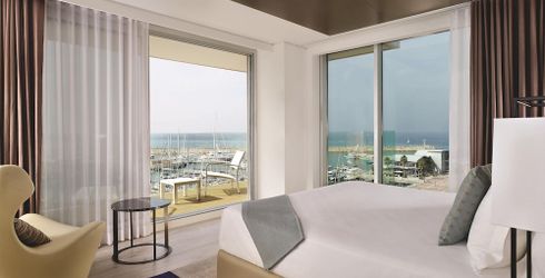hotel room image