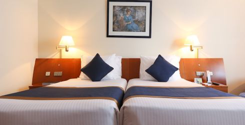 hotel room image