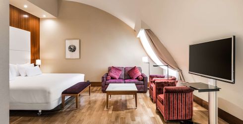 hotel room image