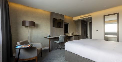 hotel room image