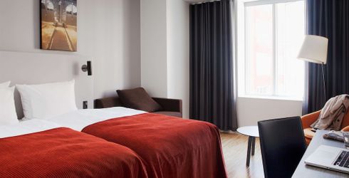 hotel room image
