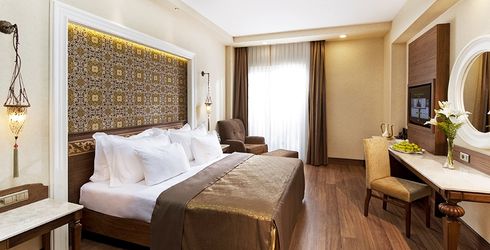 hotel room image
