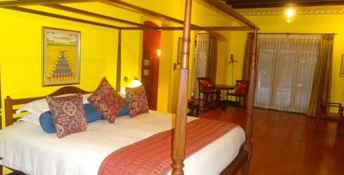 hotel room image