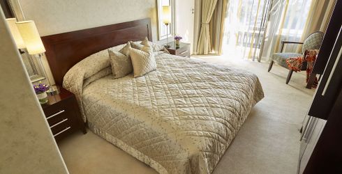 hotel room image