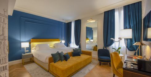 hotel room image