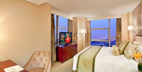 hotel room image