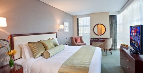 hotel room image