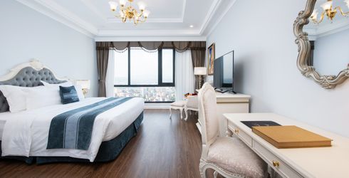 hotel room image
