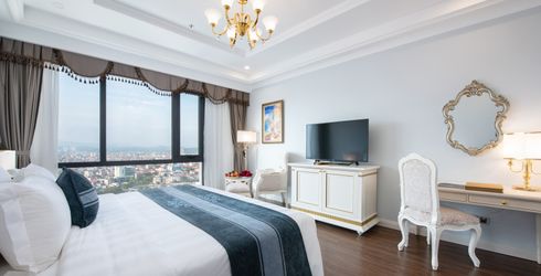 hotel room image