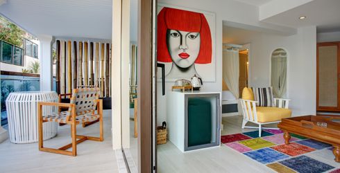 hotel room image