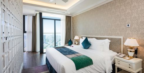 hotel room image