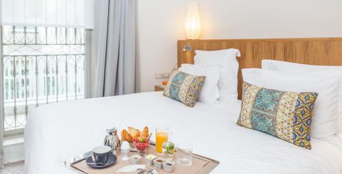hotel room image