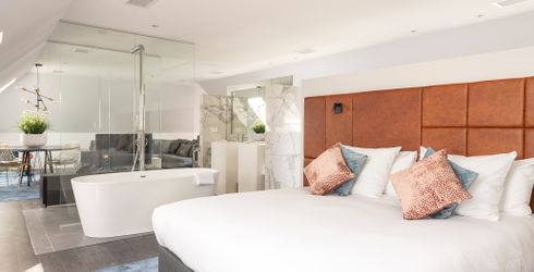 hotel room image