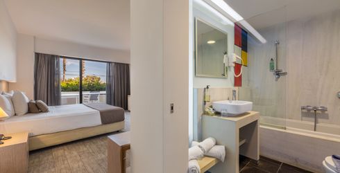 hotel room image