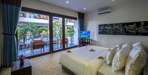 hotel room image