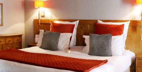 hotel room image