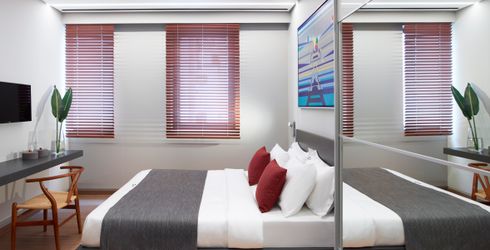 hotel room image