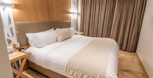 hotel room image