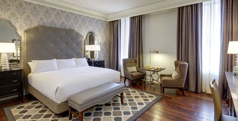 hotel room image