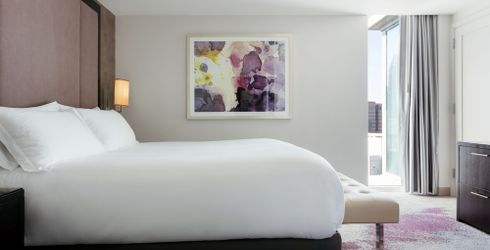 hotel room image