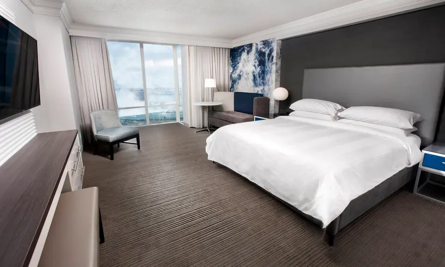 special offer Niagara Falls Marriott on the Falls