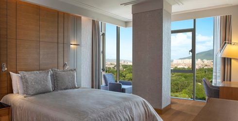 hotel room image