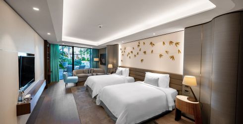 hotel room image
