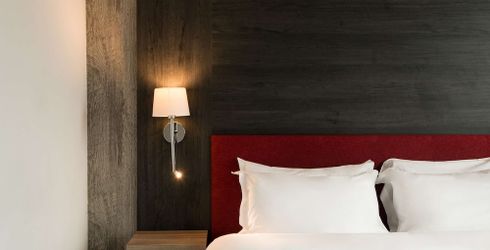 hotel room image