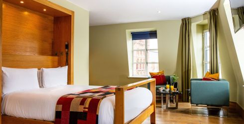 hotel room image