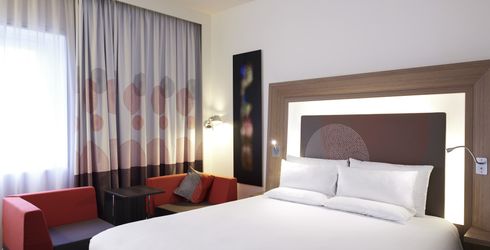 hotel room image