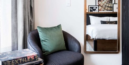 hotel room image