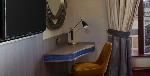 hotel room image