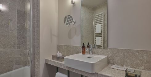 hotel room image
