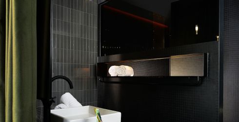 hotel room image