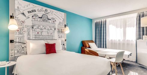 hotel room image