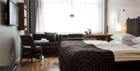 hotel room image