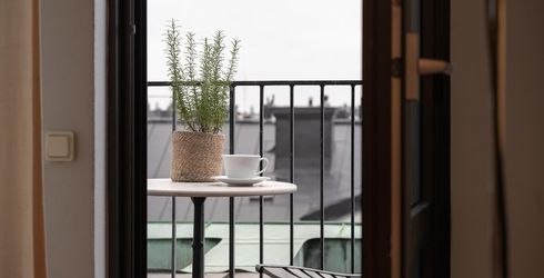 hotel room image