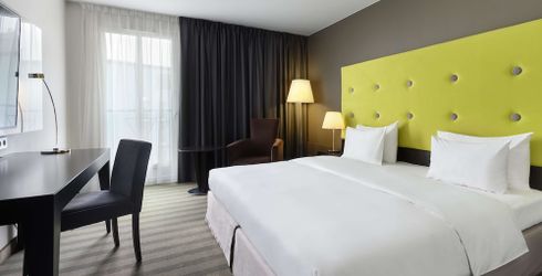 hotel room image