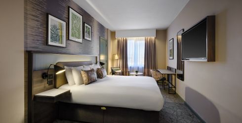 hotel room image