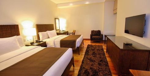 hotel room image
