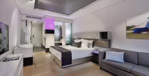 hotel room image