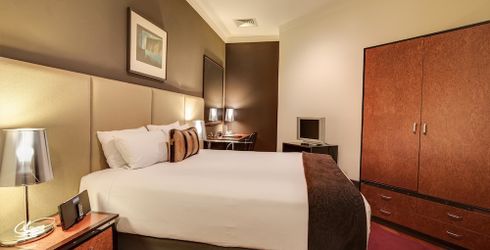 hotel room image