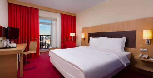 hotel room image