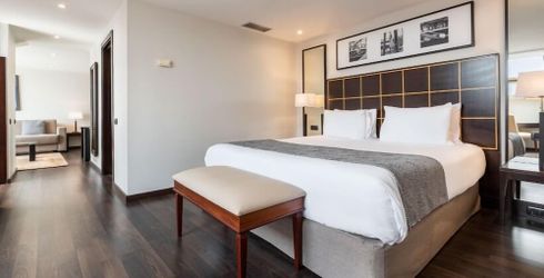 hotel room image