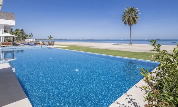 Nadi Bay Resort and Spa Fiji hotel in Nadi