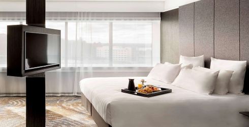 hotel room image