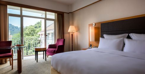 hotel room image