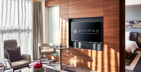 hotel room image